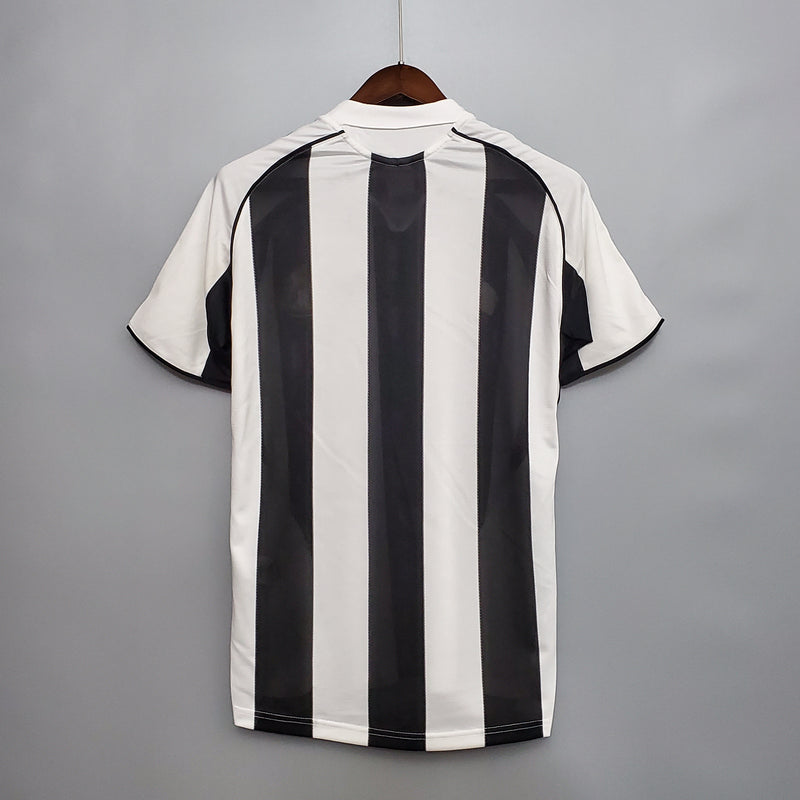 Camiseta Newcastle United 06/05 Retro