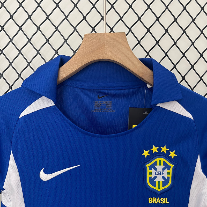 conjunto de niños Brasil 2002 ll