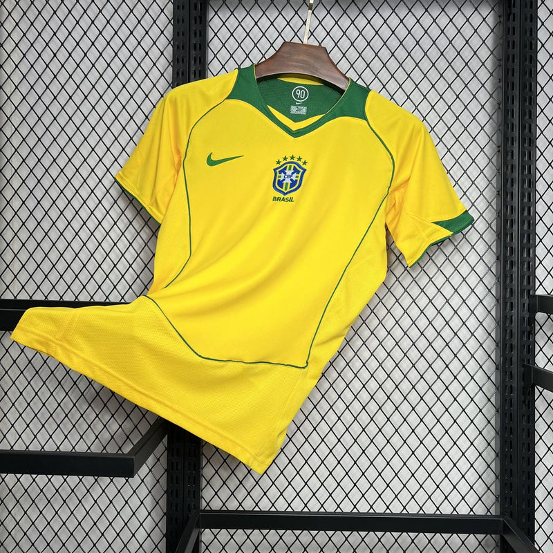 Camiseta Brasil 2004 Retro